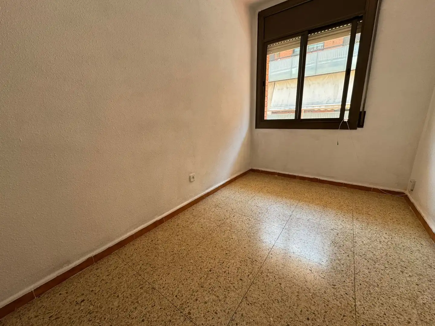 Habitación de Piso en venta en Cerdanyola del Vallès con Horno y Balcón