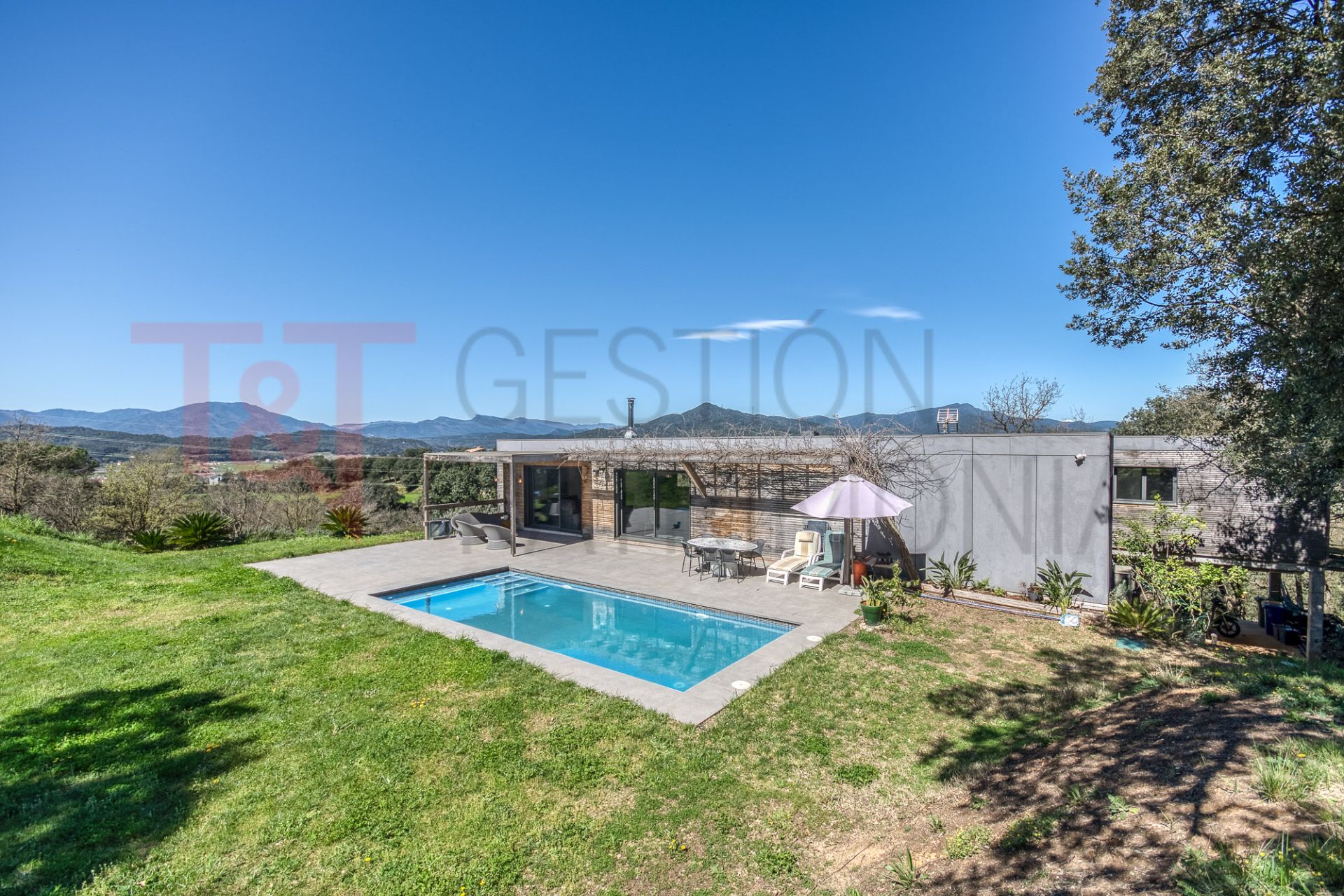 Exterior view of House or chalet for sale in Bescanó  with Air Conditioner, Heating and Private garden