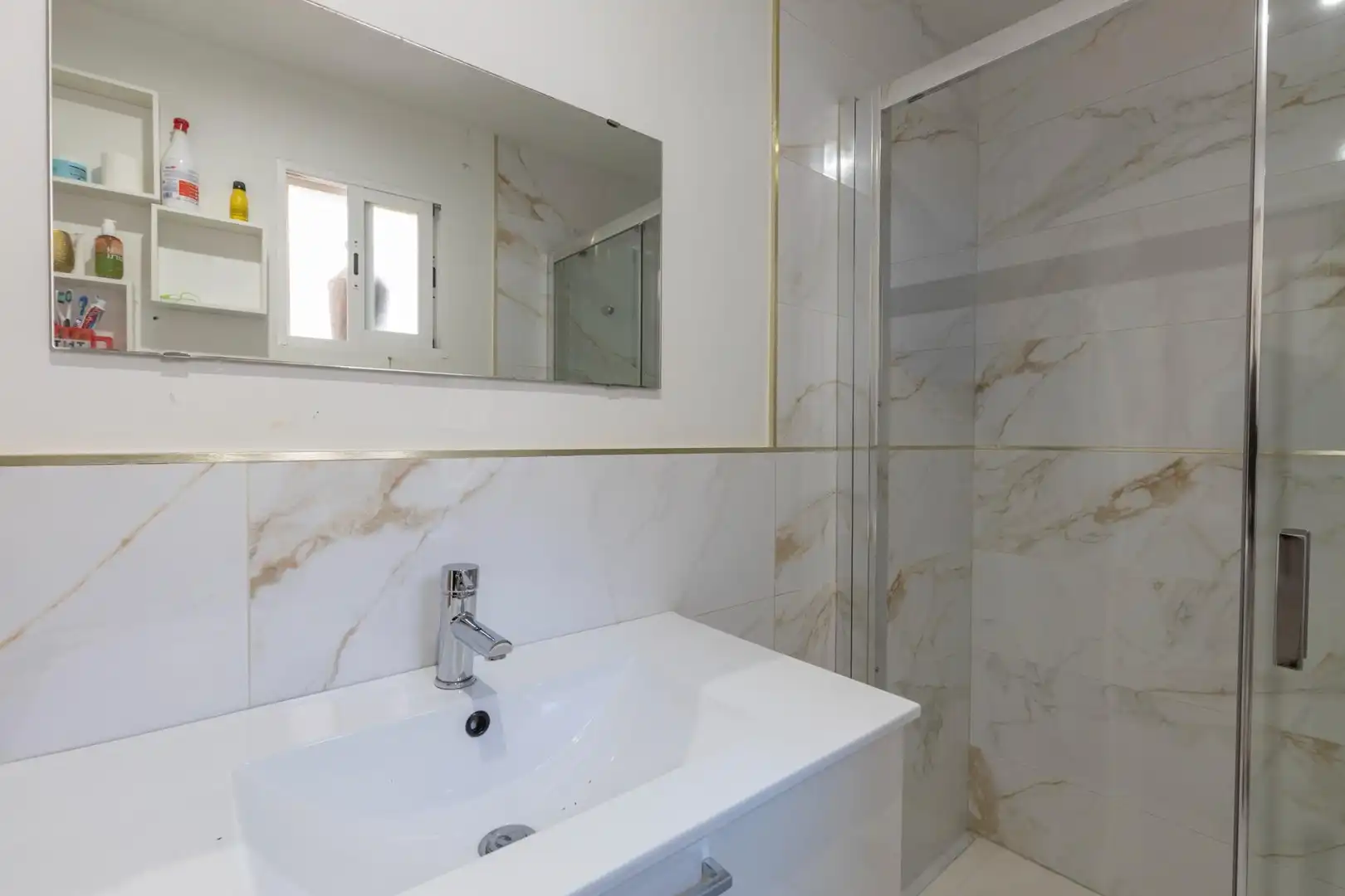 Bany de Casa o xalet en venda en Alhendín amb Terrassa