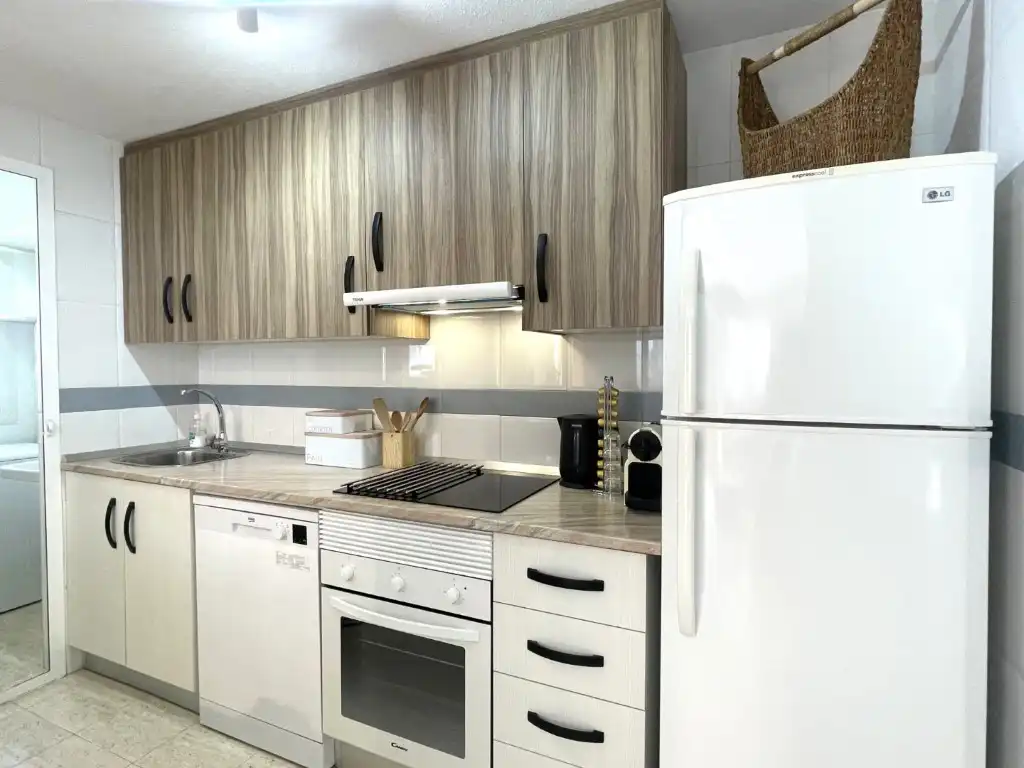 Cocina de Apartamento en venta en Vera con Aire acondicionado, Terraza y Amueblado