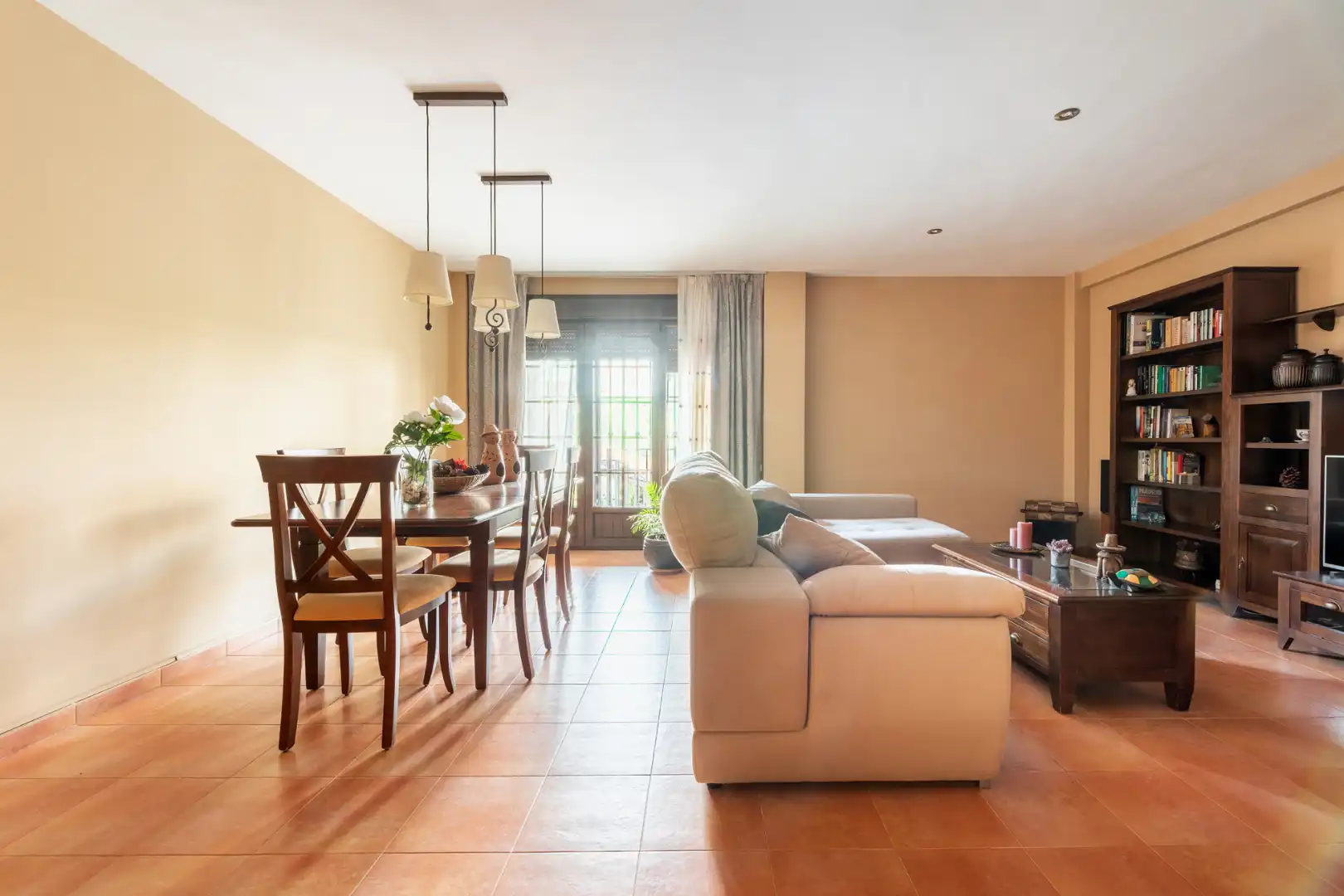 Sala de estar de Casa o chalet en venta en Navalcarnero con Calefacción, Jardín privado y Terraza