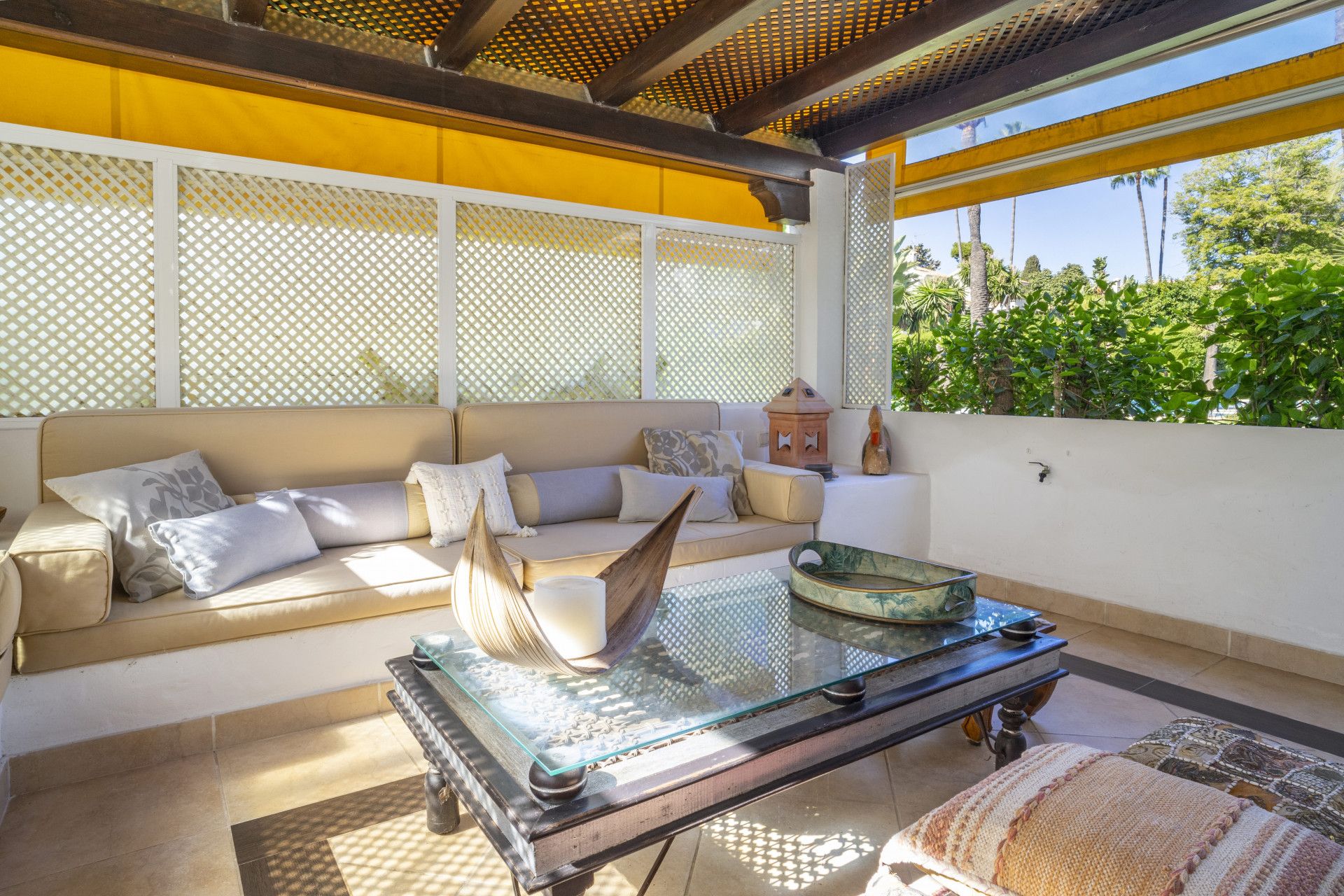 Terrace of Planta baja for sale in Marbella  with Terrace, Swimming Pool and Community pool