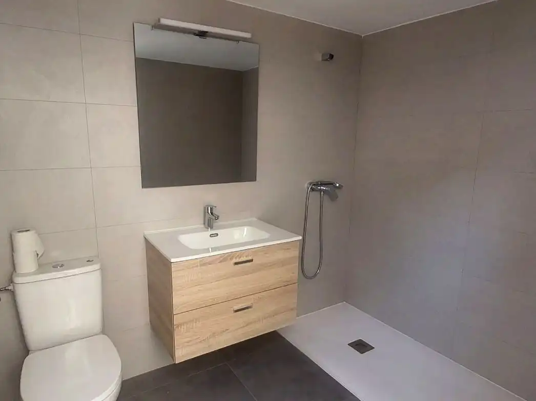 Baño de Piso de alquiler en Carcaixent, Valencia