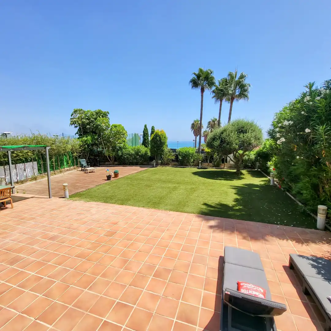 Jardí de Planta baixa en venda en Manilva amb Aire condicionat, Jardí privat i Terrassa