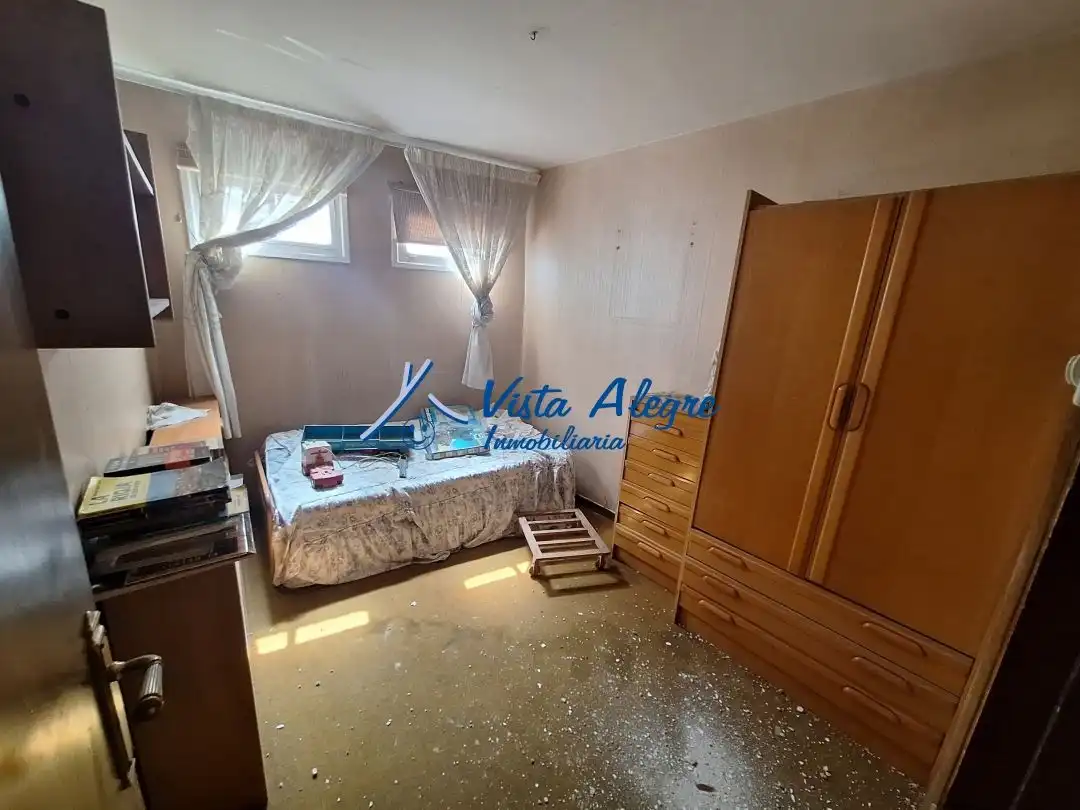Bedroom of Buildings for sale in Haro