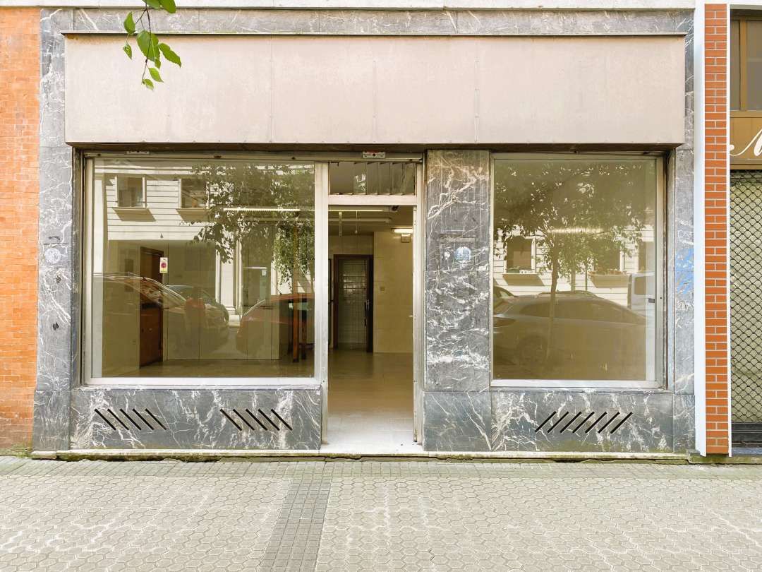 Vista exterior de Local de alquiler en Donostia - San Sebastián 