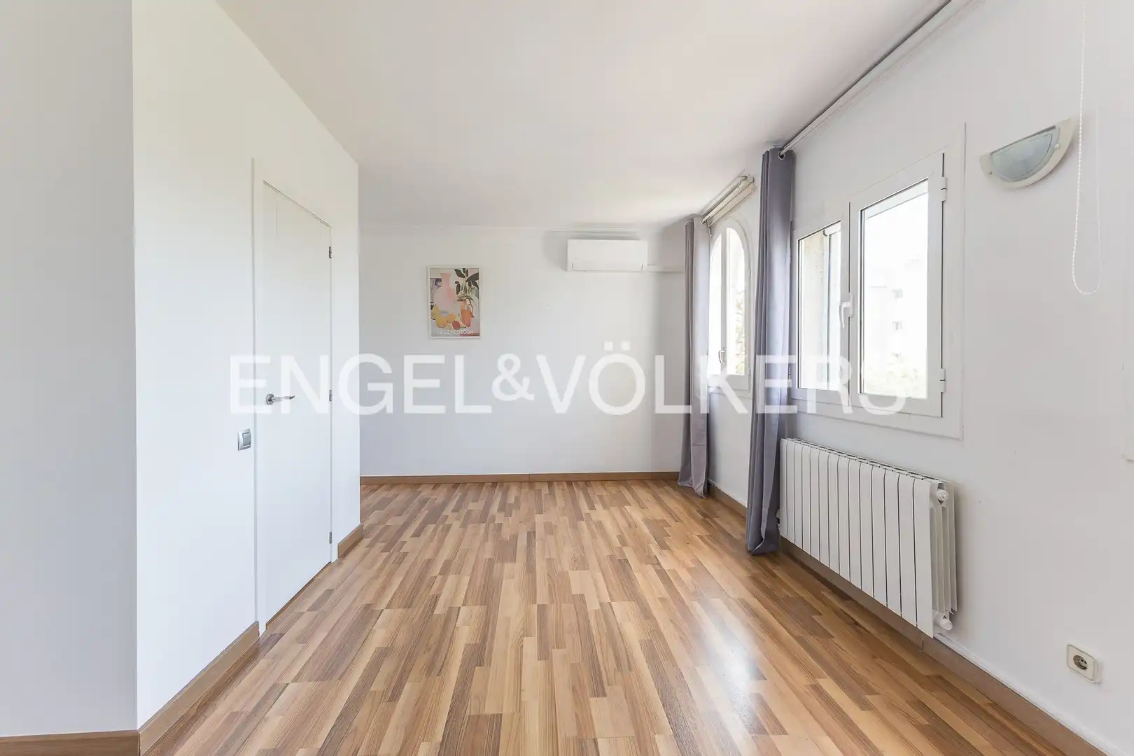 Bedroom of Houses for rent in Castelldefels  with Air Conditioner, Heating and Private garden