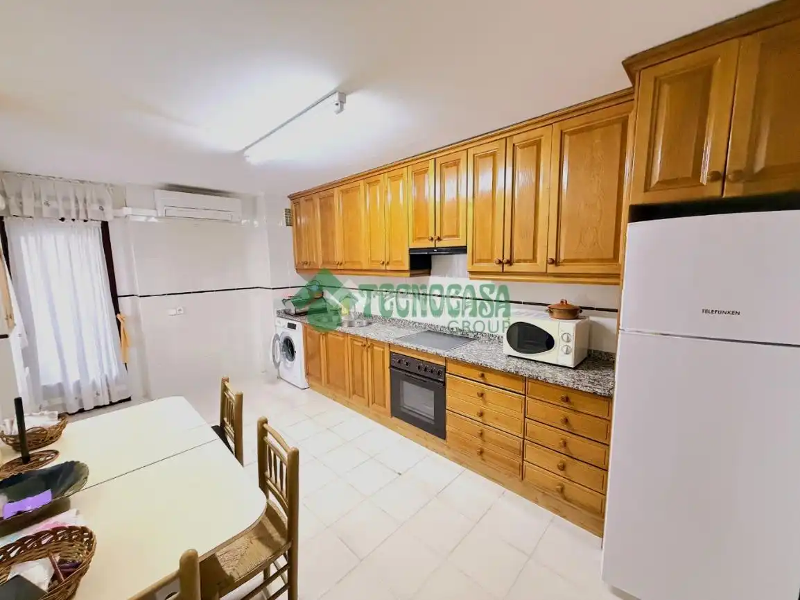 Kitchen of Flat for sale in Cuenca  with Air Conditioner, Heating and Terrace