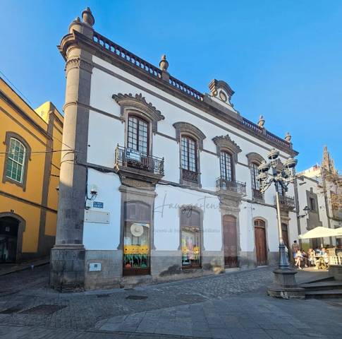 Casa-chalet en Venta en Gourié en Arucas Casco