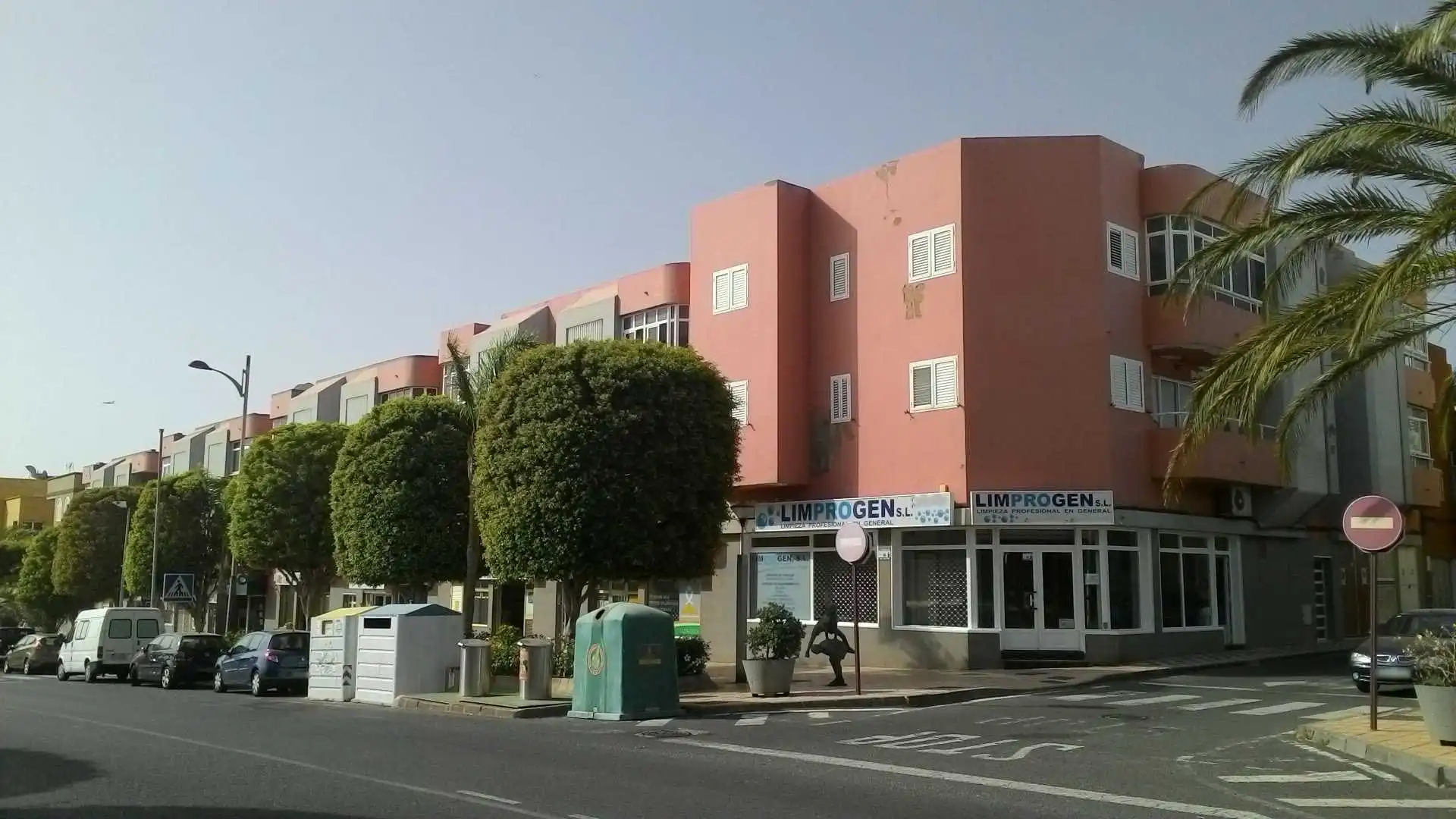 Vista exterior de Local en venta en Agüimes