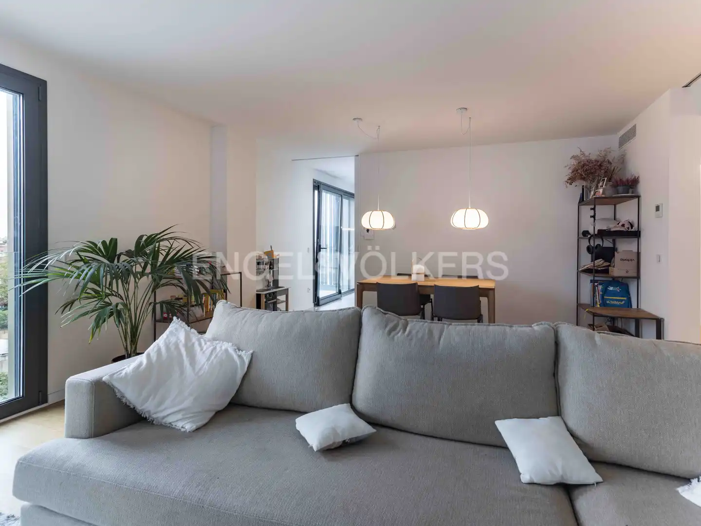 Living room of Attic for rent in Barcelona  with Air Conditioner, Heating and Parquet flooring