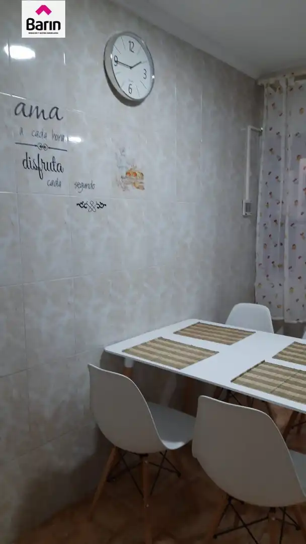 Küche von Wohnung zum Verkauf in Córdoba mit Klimaanlage, Terrasse und Abstellraum