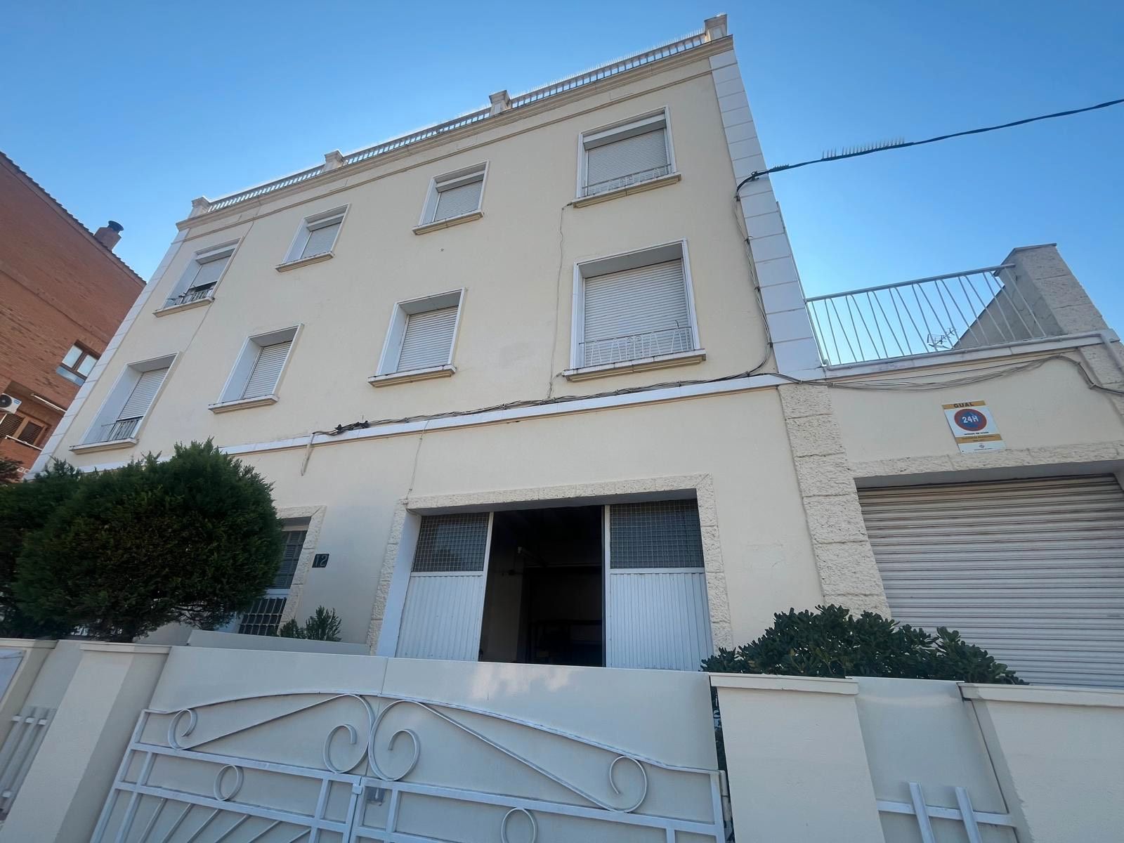 Exterior view of House or chalet for sale in  Lleida Capital  with Air Conditioner, Heating and Terrace
