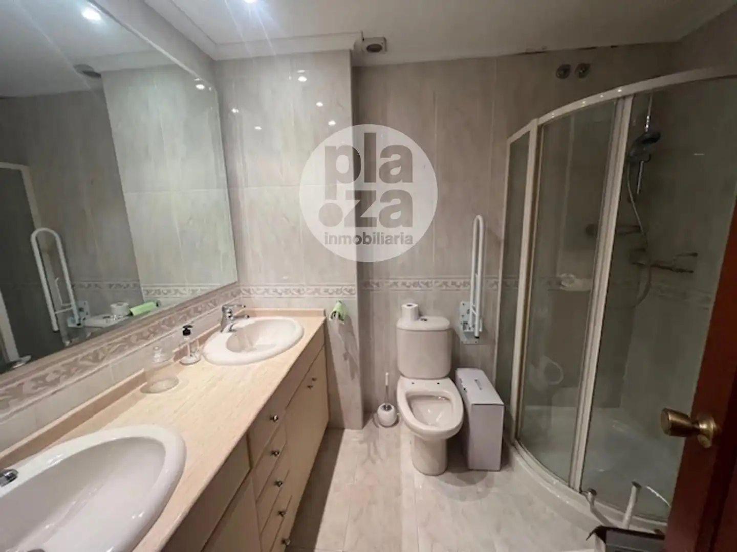 Bathroom of Flat for sale in Burgos  with Heating and Terrace