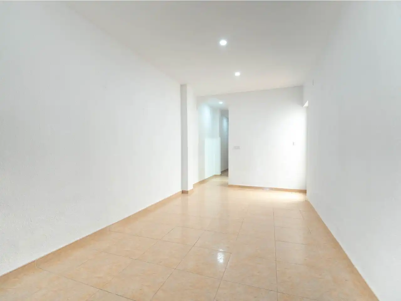 Piso en venta en La Pobla de Vallbona con Aire acondicionado, Calefacción y Jardín privado