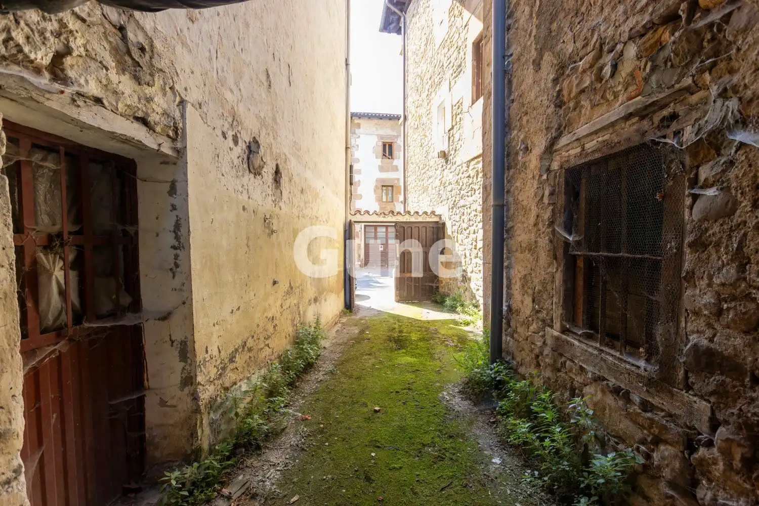 Exterior view of Flat for sale in Zegama  with Storage room