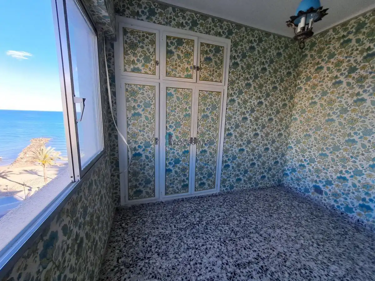 Dormitori de Apartament en venda en Benicasim / Benicàssim amb Piscina comunitària