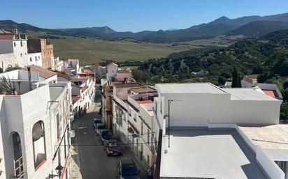 Vista exterior de Casa o xalet en venda en Alcalá de los Gazules amb Terrassa