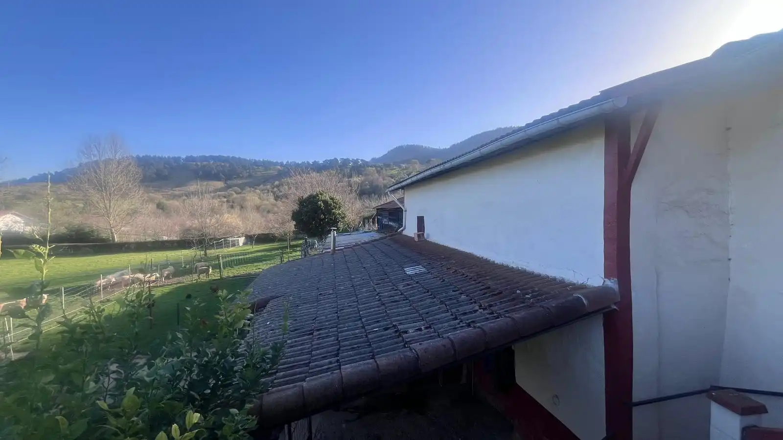 Exterior view of Country homes for sale in Abanto y Ciérvana-Abanto Zierbena
