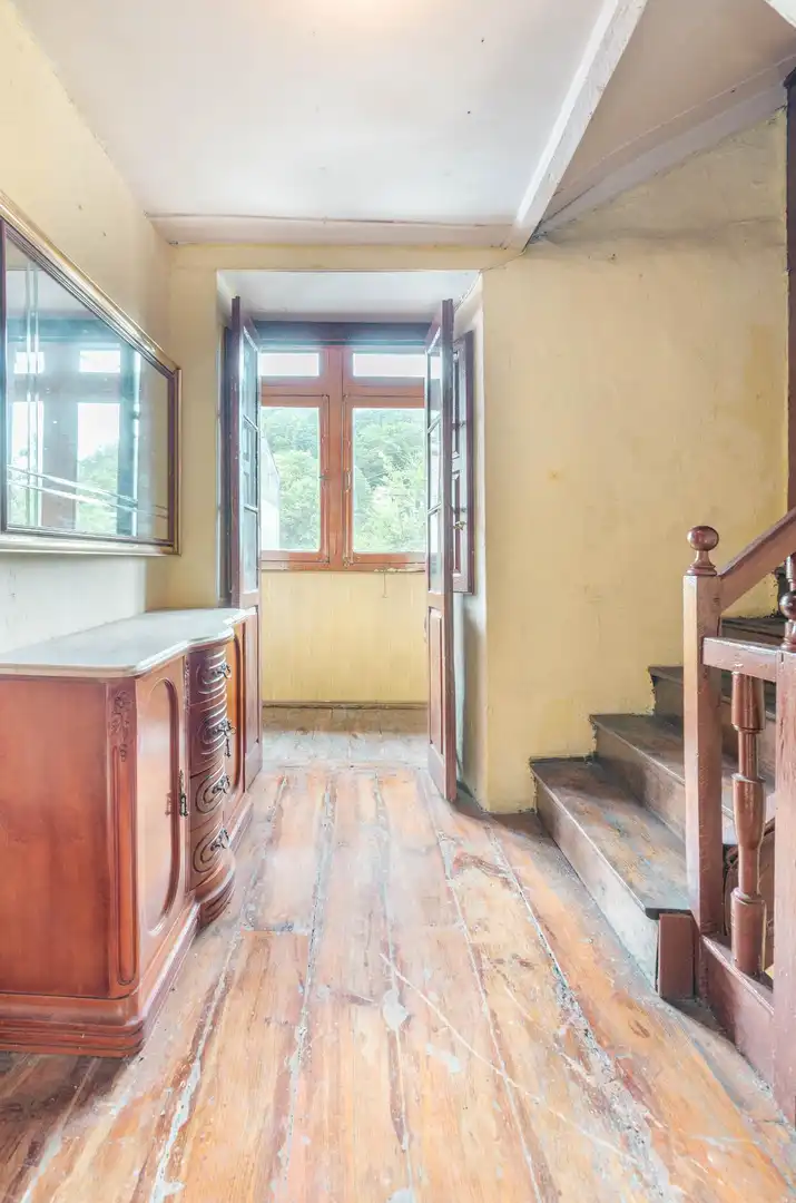 Casa adosada en venda en Aller amb Traster