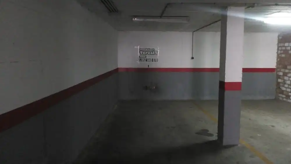 Aparcament en venda a Casco Histórico, imagen 3