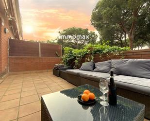 Single-family semi-detached to rent in Gavà Mar