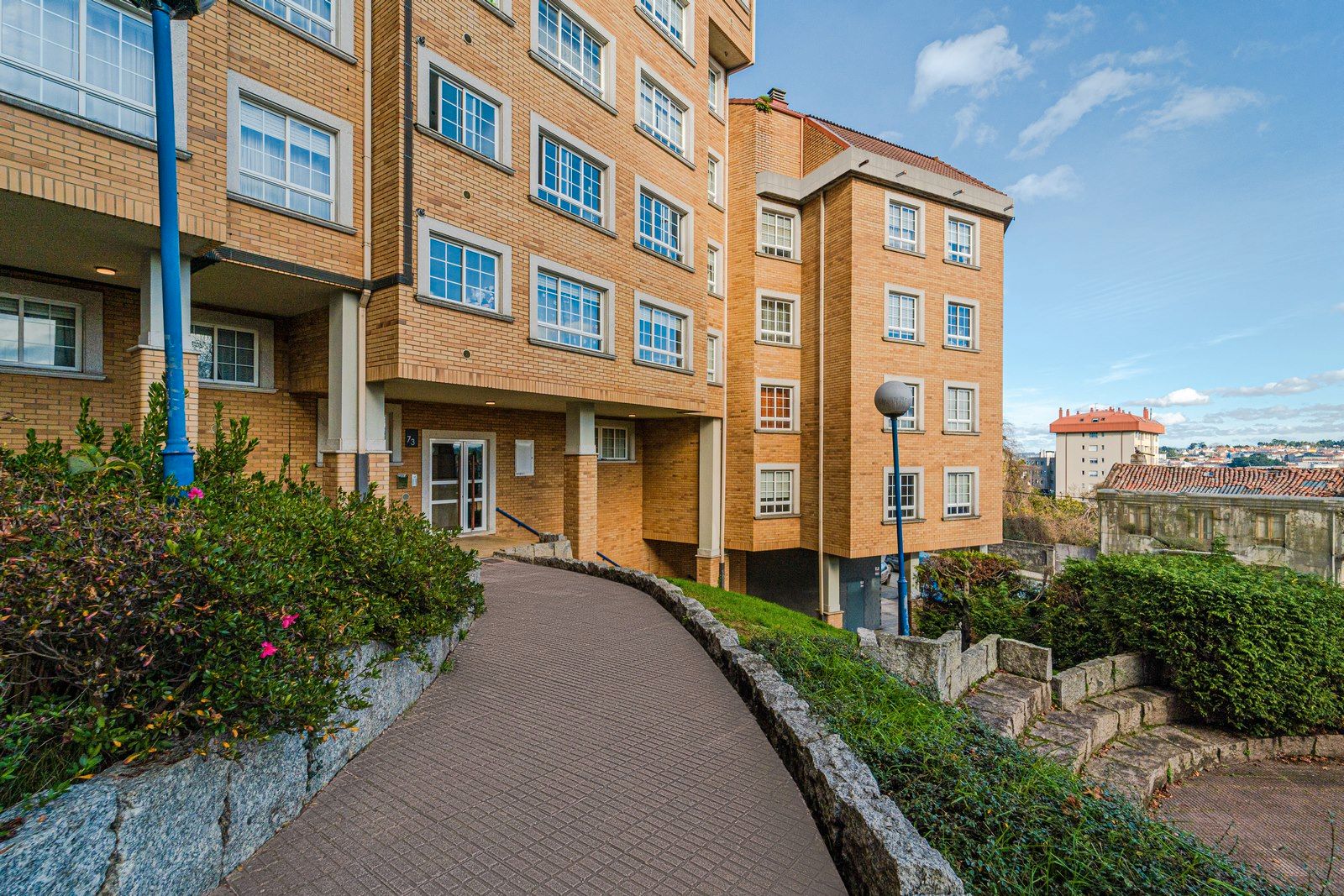 Vista exterior de Pis en venda en Culleredo amb Traster