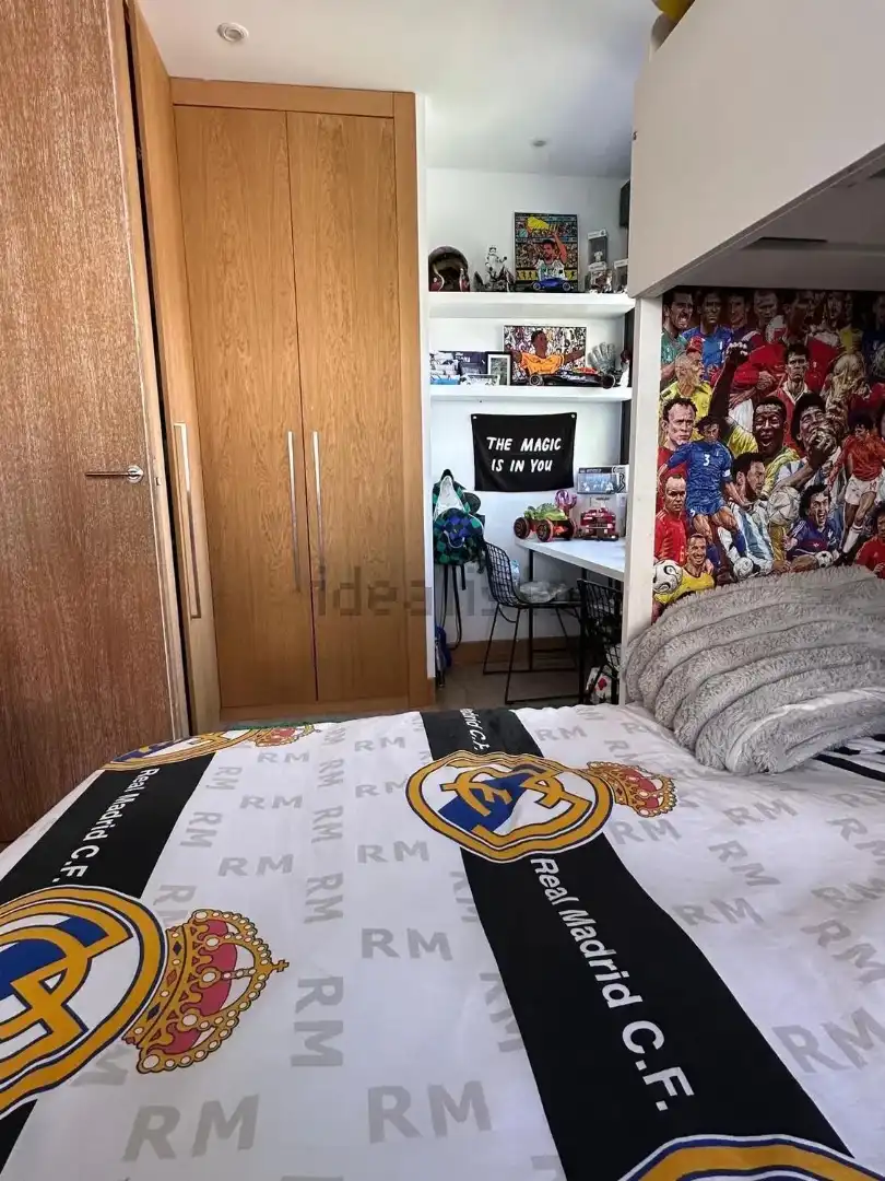 Dormitori de Casa o xalet de lloguer en Madrid amb Aire condicionat, Calefacció i Jardí privat