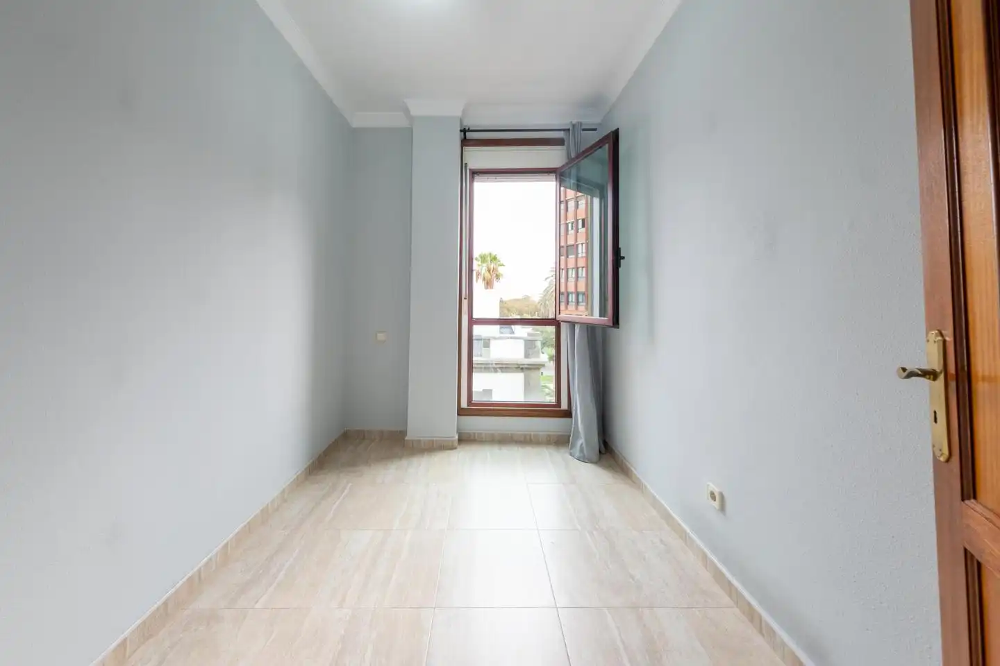 Flat for rent in Calle Bravo Murillo, 3, Triana