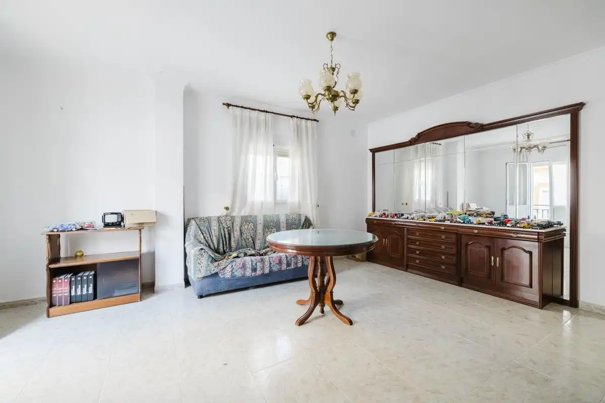 Habitación de Casa adosada en venta en Valle de Abdalajís con Calefacción, Terraza y Balcón