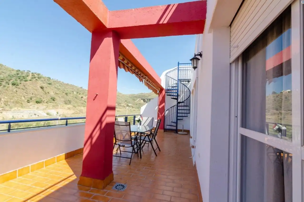 Terraza de Ático de alquiler en Rincón de la Victoria con Aire acondicionado, Calefacción y Jardín privado