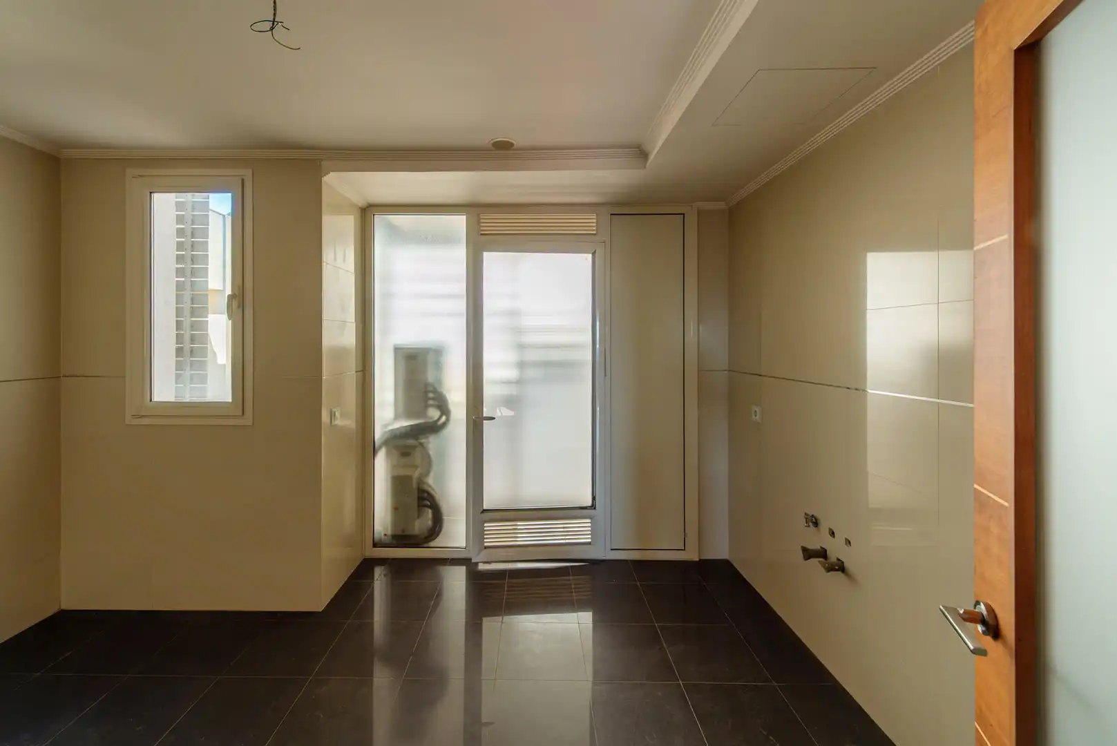 Attic for sale in Sevilla  with Air Conditioner, Heating and Parquet flooring