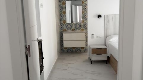 Foto 2 de Apartamento de alquiler en Centro, Estepona