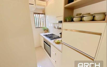 Kitchen of Flat for sale in  Madrid Capital