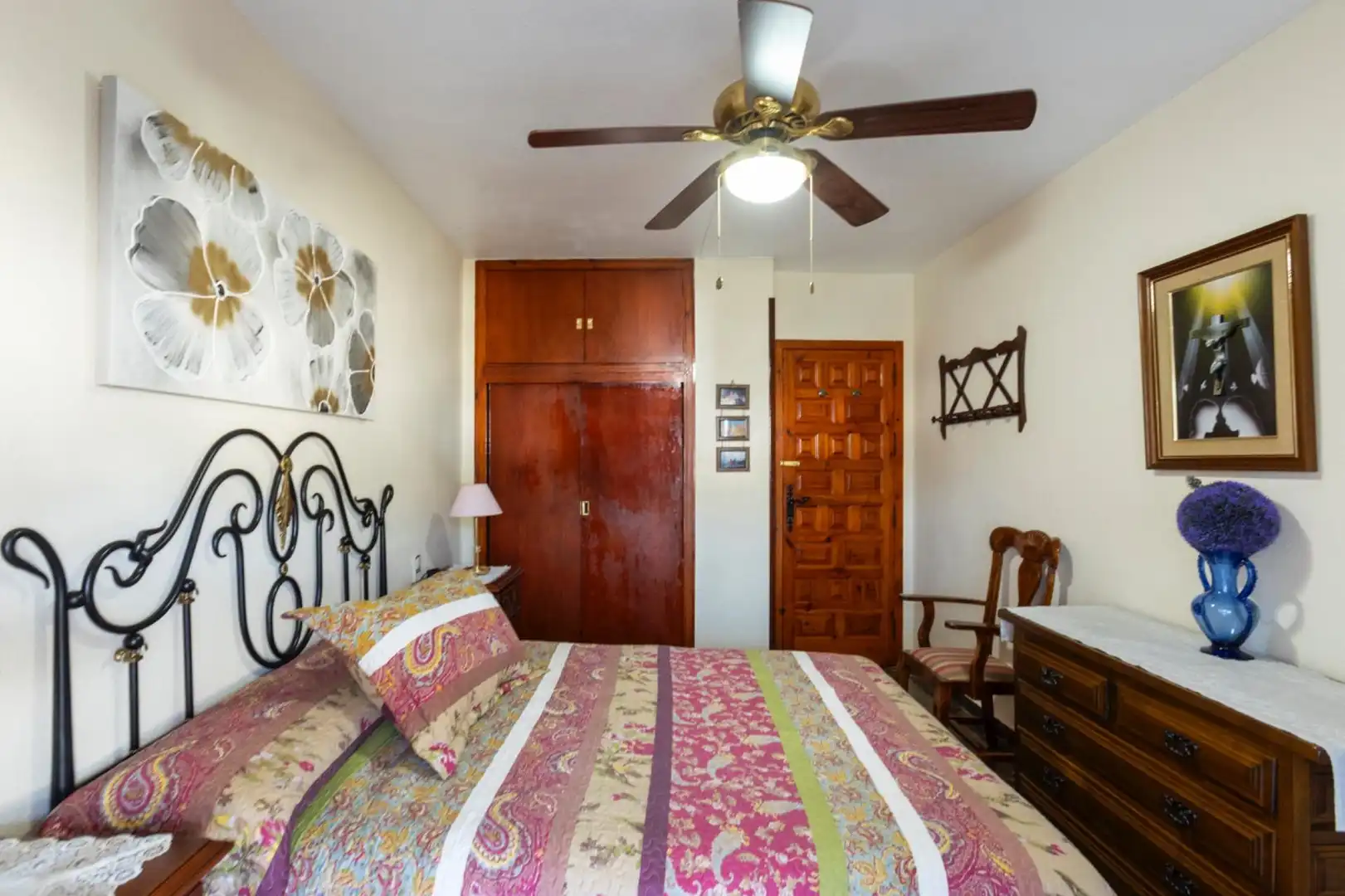 Schlafzimmer von Wohnung zum Verkauf in Almuñécar mit Klimaanlage, Privatgarten und Terrasse