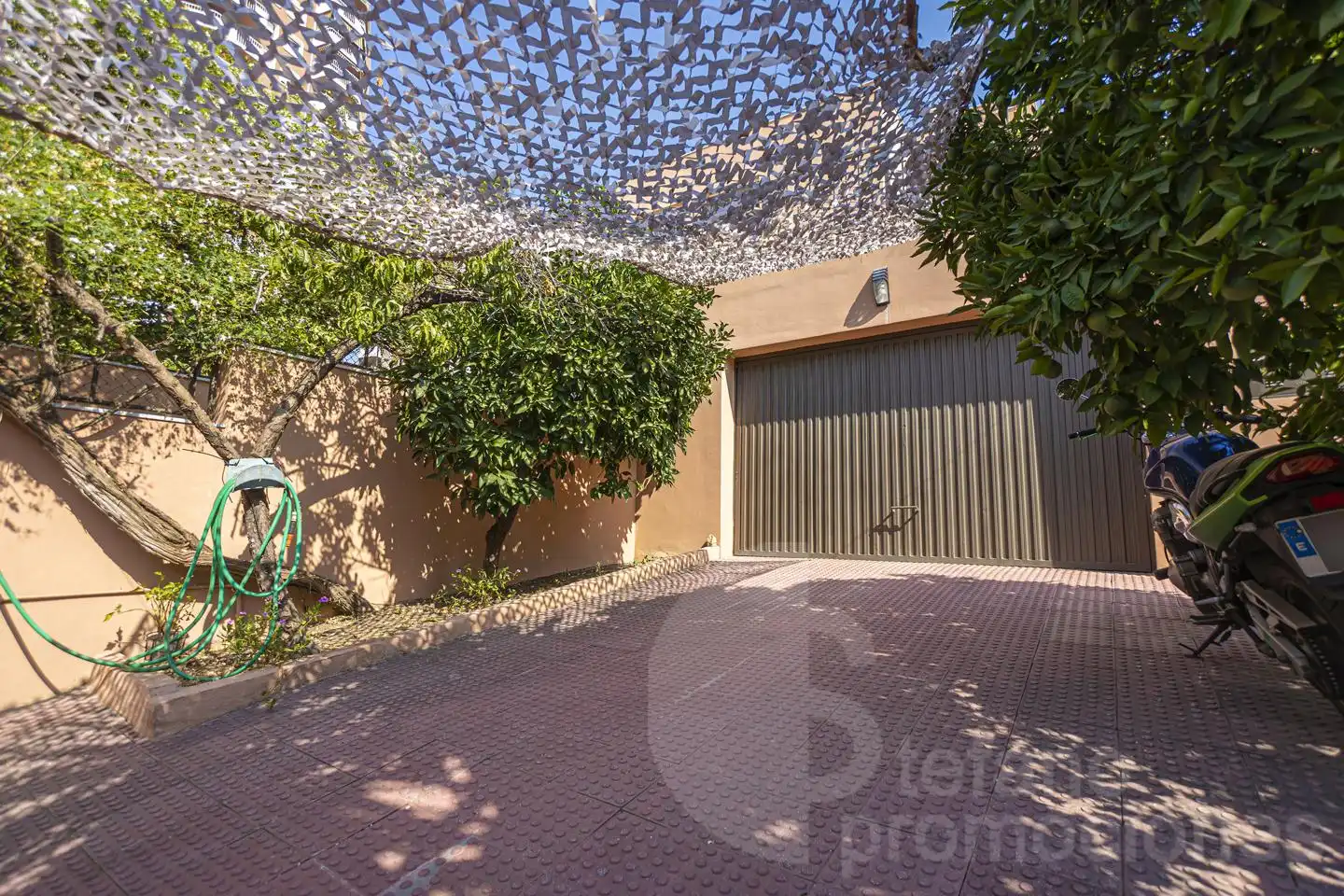 Außenansicht von Haus oder Chalet zum Verkauf in Málaga mit Klimaanlage, Privatgarten und Terrasse