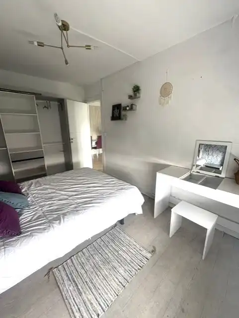 Habitación de Piso en venta en Valladolid con Calefacción, Terraza y Piscina
