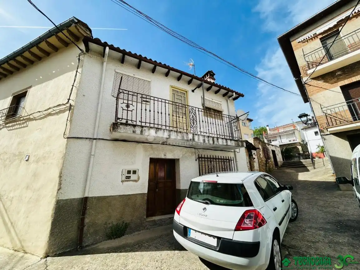 Vista exterior de Casa adosada en venta en Arenas de San Pedro