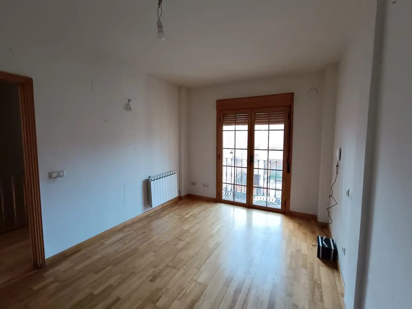 Sala d'estar de Casa adosada en venda en Toledo amb Traster