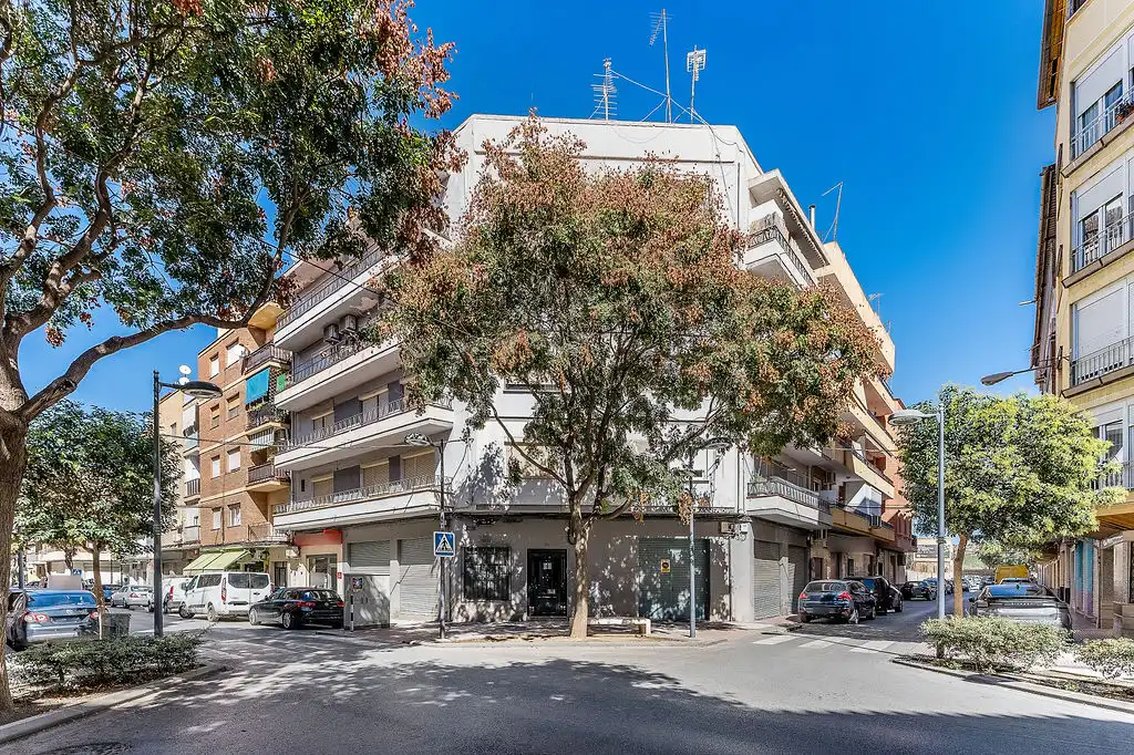 Vista exterior de Piso en venta en Guadix, Granada