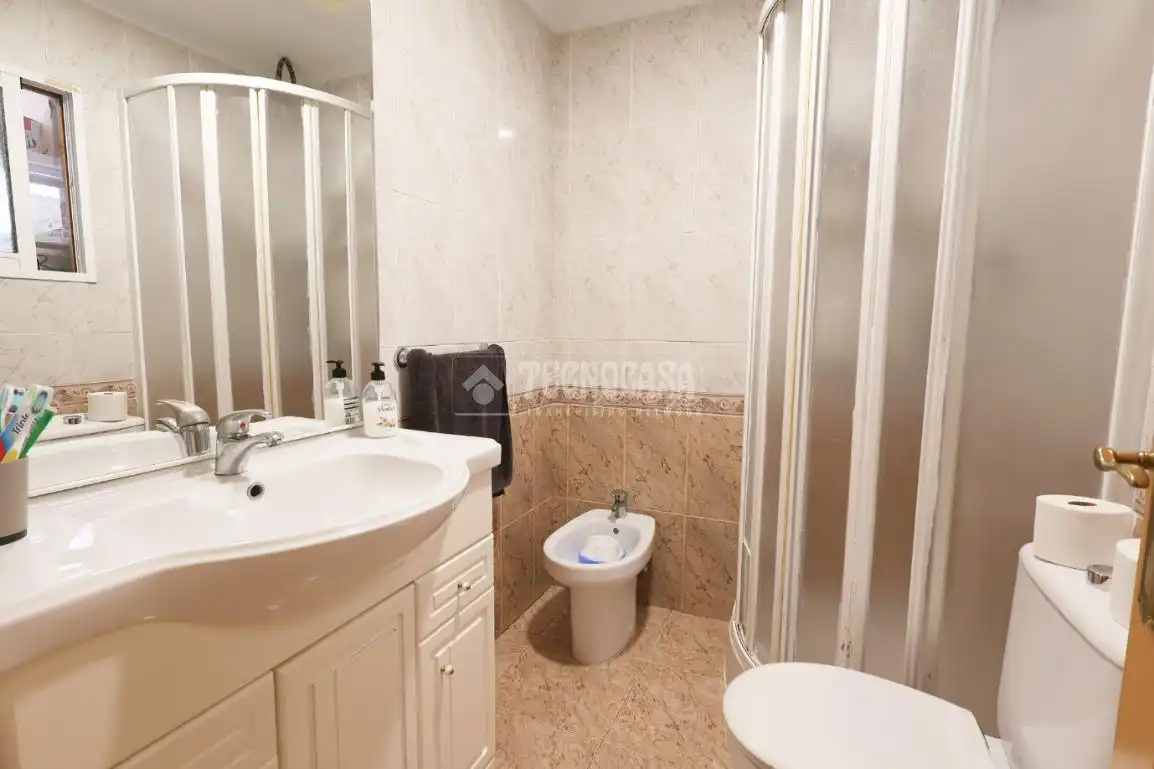 Badezimmer von Wohnung zum Verkauf in Sagunto / Sagunt