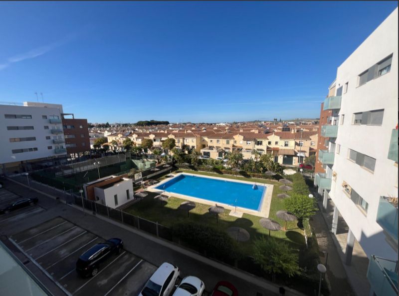 Exterior view of Flat for sale in Jerez de la Frontera  with Air Conditioner, Terrace and Swimming Pool