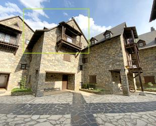 Exterior view of Duplex for sale in Benasque