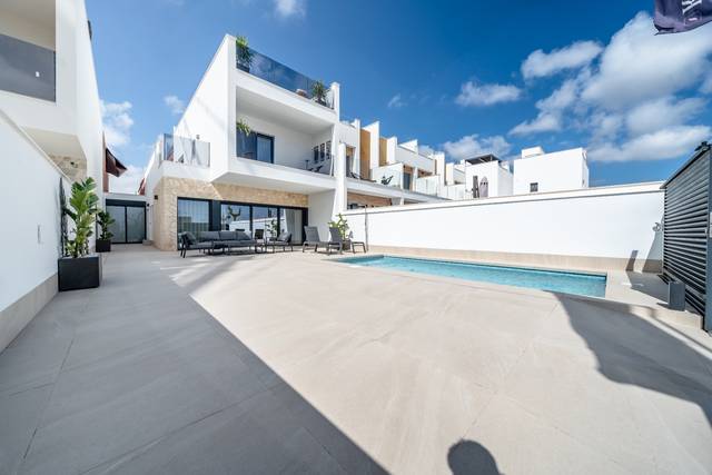 Casa-chalet en Venta en San Pedro del Pinatar ciudad