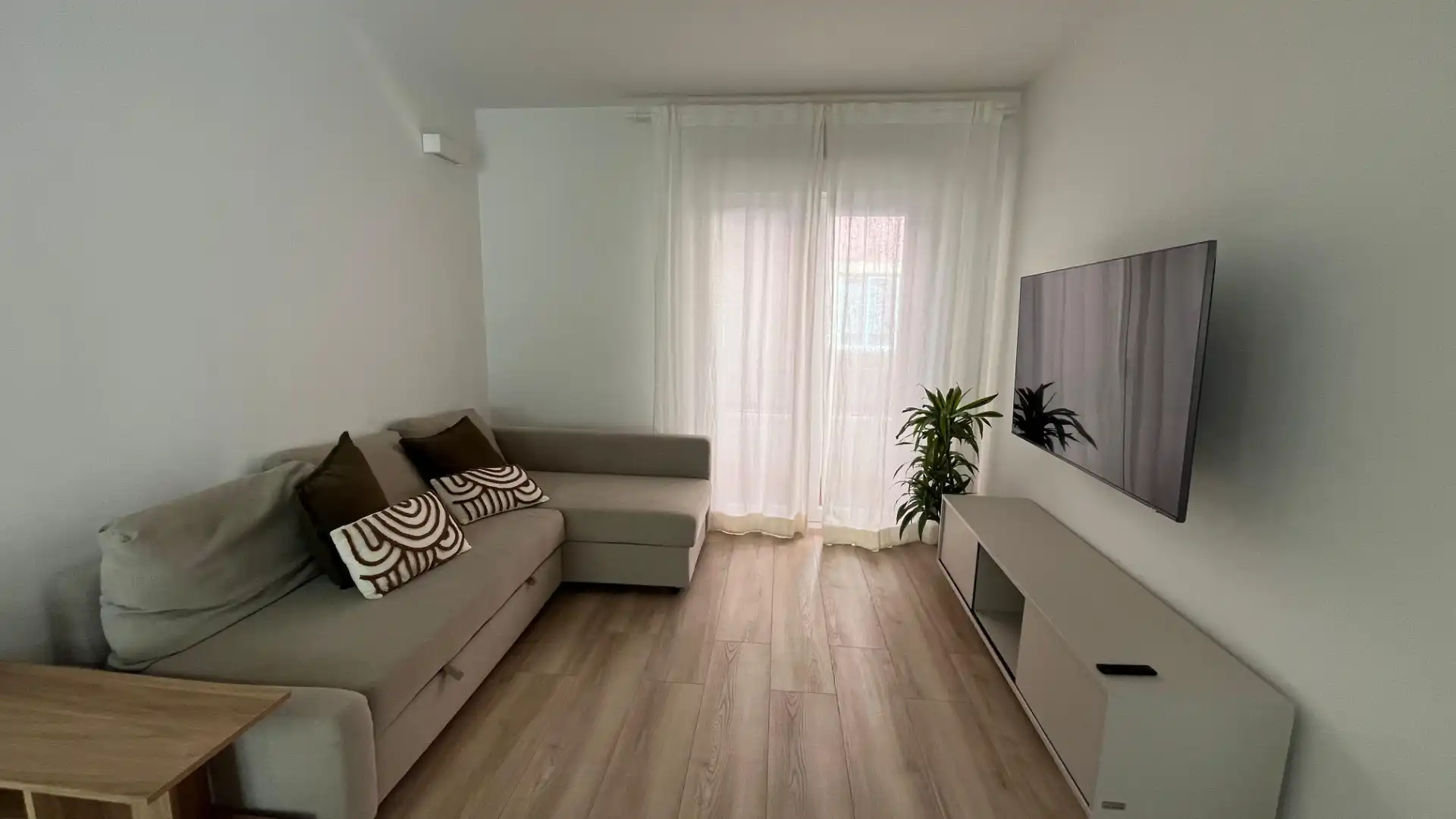 Wohnzimmer von Wohnung zur Miete in Madrid mit Klimaanlage, Möbliert und Ofen