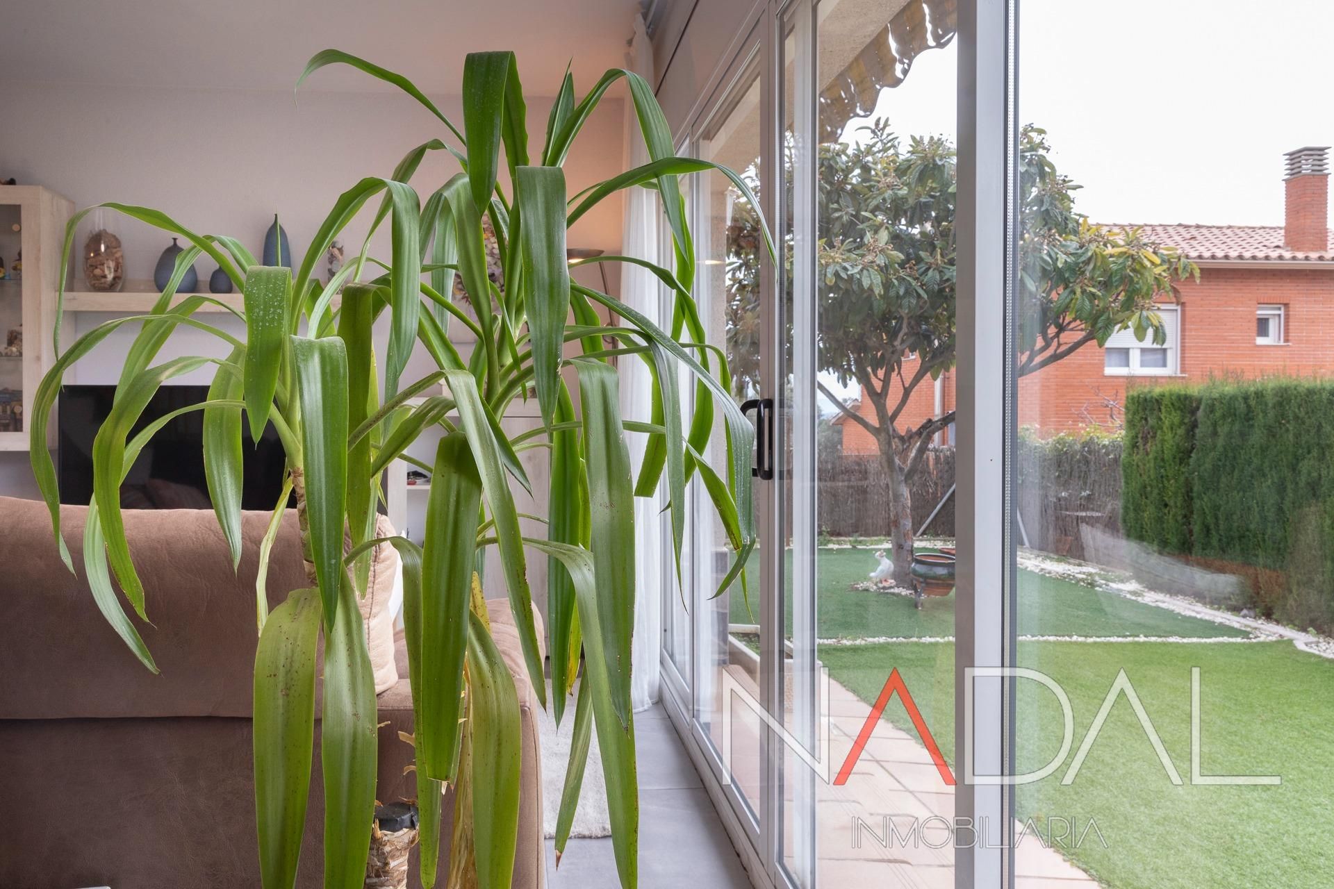 Jardí de Casa o xalet en venda en Esparreguera amb Aire condicionat i Jardí privat