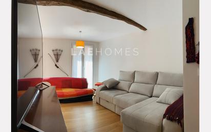 Living room of Flat for sale in Donostia - San Sebastián   with Heating and Balcony