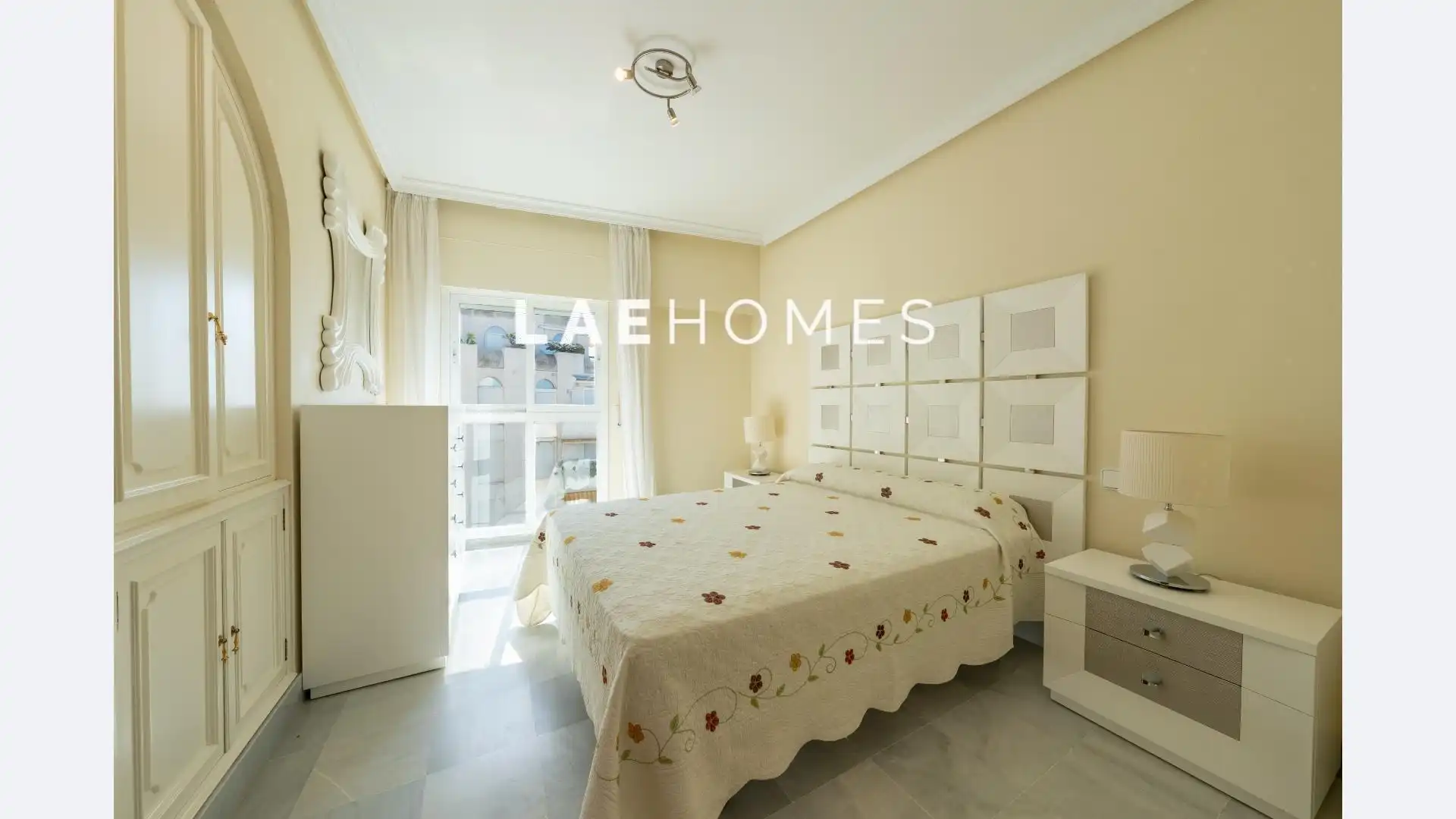 Bedroom of Apartments for sale in Marbella  with Air Conditioner, Heating and Terrace