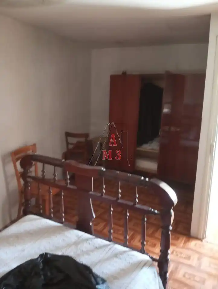 Dormitori de Finca rústica en venda en La Robla  amb Jardí privat i Traster
