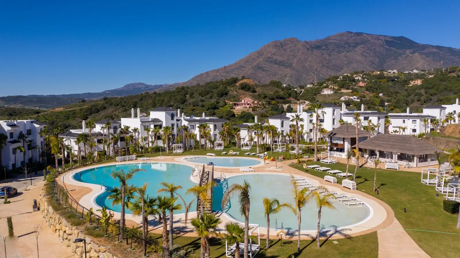 Apartament amb piscina en venda a Altos de Estepona